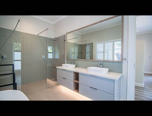 5 BEDROOM GATED ESTATE FOR SALE IN KYALAMI